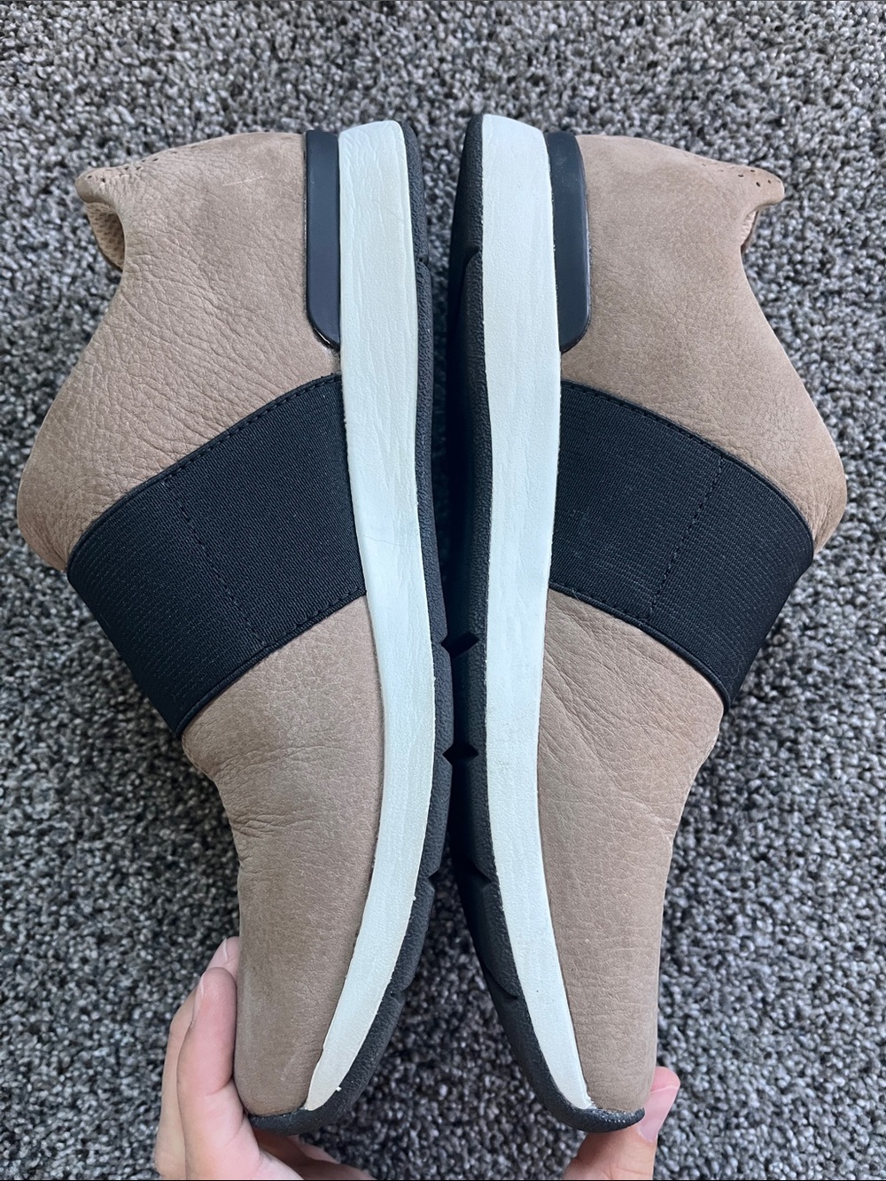 Vionic Codie in Taupe Slip-On Sneakers Size 8 - Picture 5 of 9